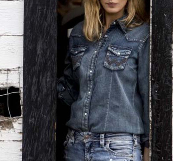 Beth Dutton Costume Yellowstone Cosplay Outfits Denim Shirt - CrazeCosplay